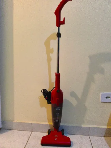 Aspirador Britânia - Vermelho