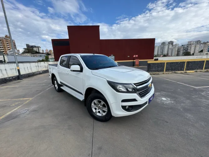 Chevrolet S10 Pick-up LT 2.8 TDI 4X4 CD Diesel AUT 2017