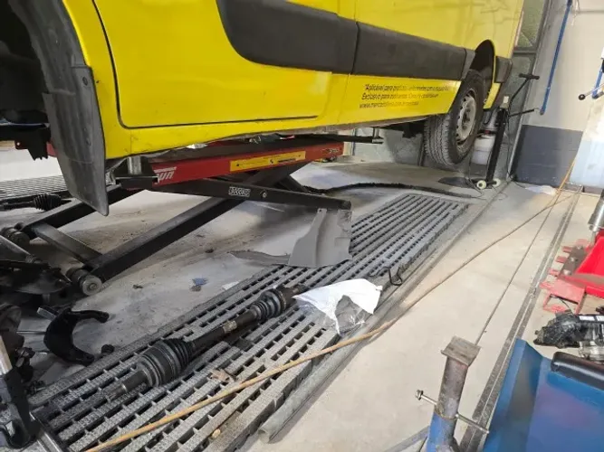 ELEVADOR HIDRAULICO MÓVEL DA MARCA SUN 3.500 KG