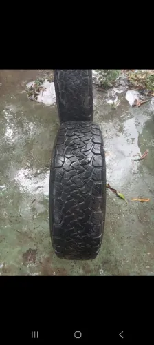 Pneu 235 75r15 8 meses de uso 