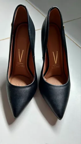 Scarpin Vizzano preto