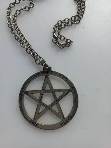 Corrente pentagrama de aço