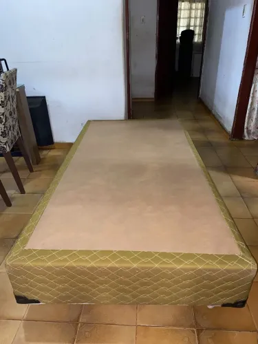 Cama Box e colchão
