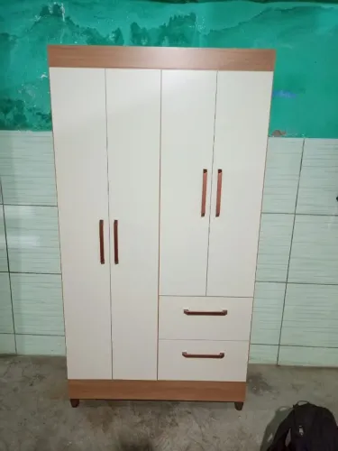 Guarda-Roupas Star 100% MDF Tuboarte 4 Portas 2 Gavetas - Montagem Grátis