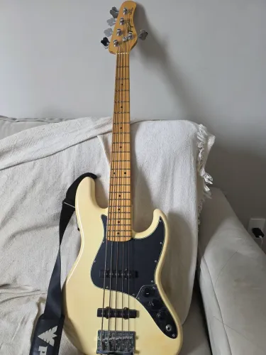 Tagima Jazz Bass 5 cordas Handmade