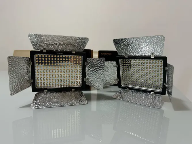 Led YN160III