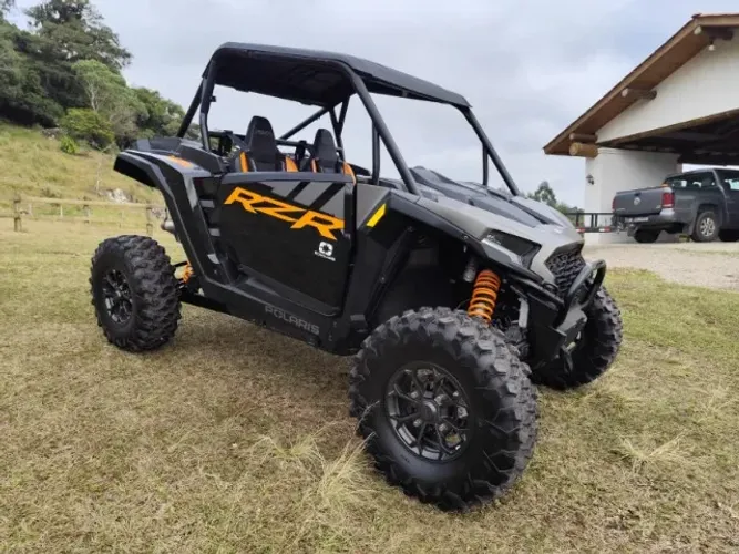 UTV POLARIS RZR XP 1000 2024