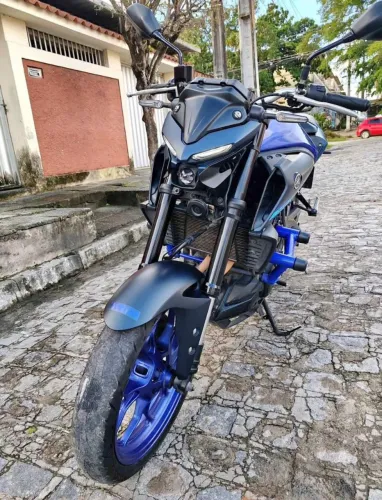 Vende-se MT-03 2024