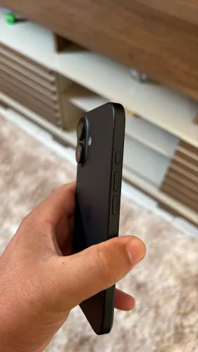 IPHONE 16 128GB - IMPECÁVEL