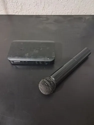 Microfone Shure sem Fio e Diversos com Fio