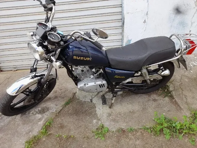 Vendo suzuki intruder 125cc