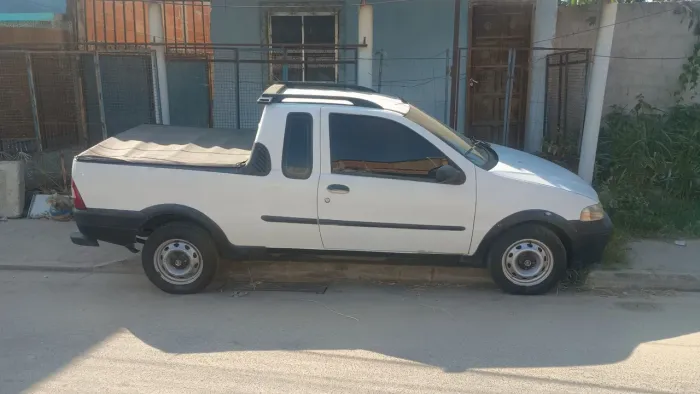 Fiat Strada Working 1.5 MPI 8V CE 2002