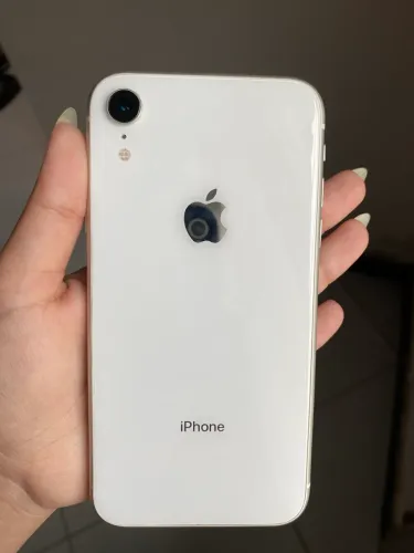 Vendo iPhone XR branco