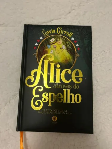 Livro - Alice Através do Espelho 