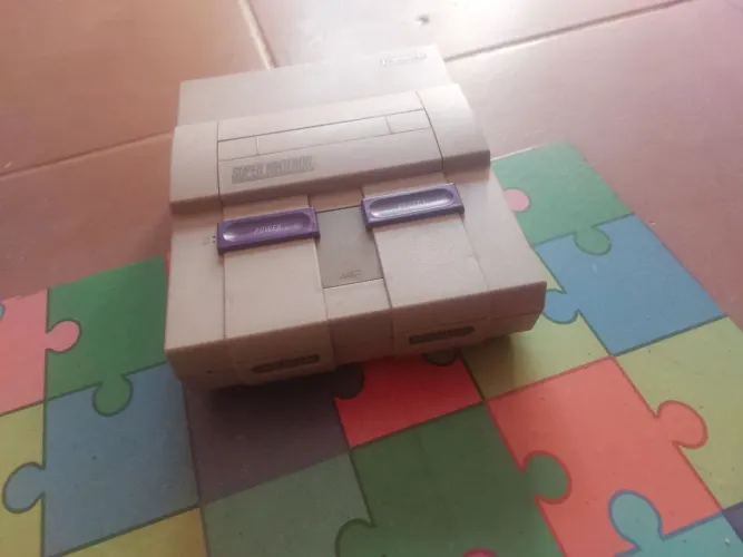 Tô vendendo o super Nintendo com dois controles e três de fitas do jogos
