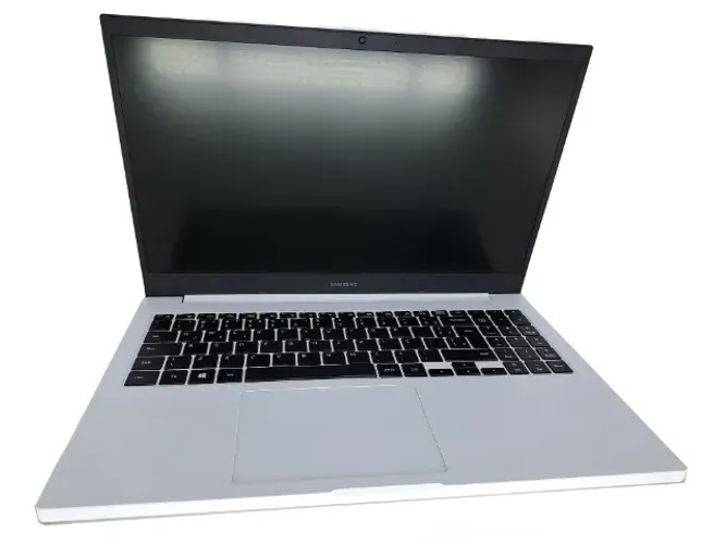 SAMSUNG ATIV BOOK NP550XDA com Processador Intel Core i5 Décima Primeira Geração - RAM 8GB