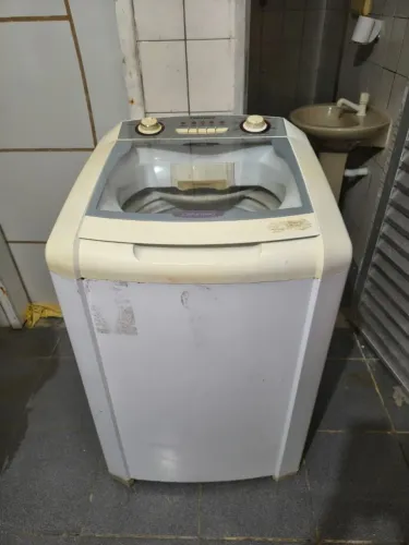 Máquina de Lavar Roupas Colormaq 11 Kilos