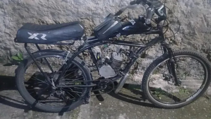 Motorizada 80cc 850$$  pra ir rápido, paguei 1450 só q nn to tendo tempo d usar