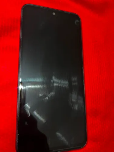 Troco infinix Hot 50i sem detalhes por iphone 11