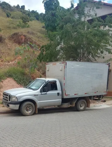 Ford F350. Ano 2015. Completo.