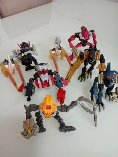 Lote de bionicles lego 2006