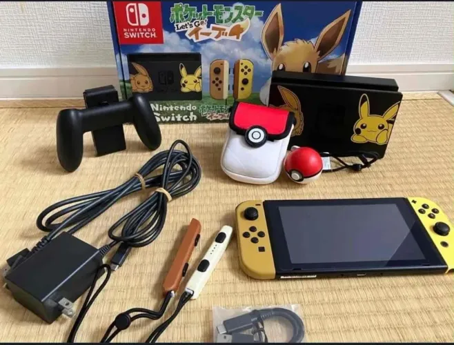 Nintendo Switch Let's Go Pikachu Edition Pokemon Completo na Caixa + Poké Ball Plus