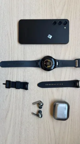 Combo Samsung: Galaxy S23 Plus 512GB + Watch 6 Classic + Buds 3 Pro