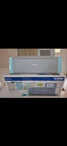 Máquina de corte Brother sdx125
