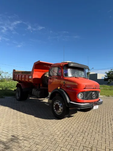 M.benz / 1513 Caçamba Reduzido