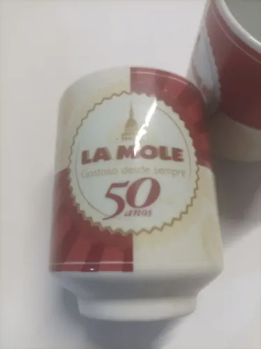 Caneca / Xícara Comemorativa Restaurante La Mole 50 Anos - 8 cm.