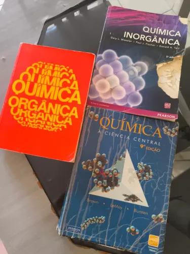 Livro de Química A ciência central Nível Superior