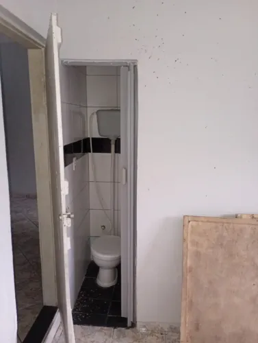 CASA GRANDE EM CAJAZEIRAS 8 PRÓXIMO AO PROHOPE + 2 KITNETS. 60M2