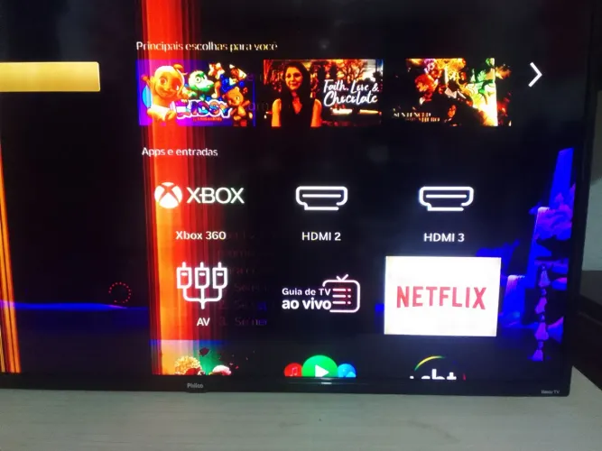 VENDO SMART TV PHILCO DE 42 COM DETALHE NO DISPLAY *9/// *02