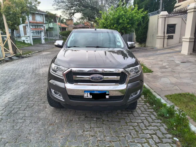 Ford Ranger XLT 2.5 16V 4X2 CD Flex 2017
