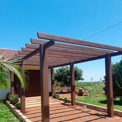 Pergolado de madeira ipê 