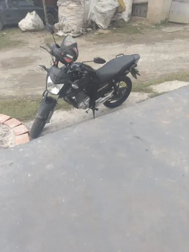 Moto a venda