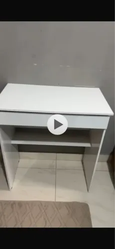 Vendo mesinha pra computador 