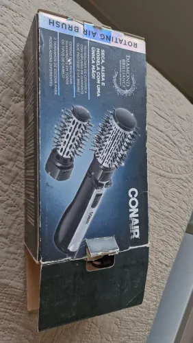 ESCOVA ROTATIVA CONAIR 