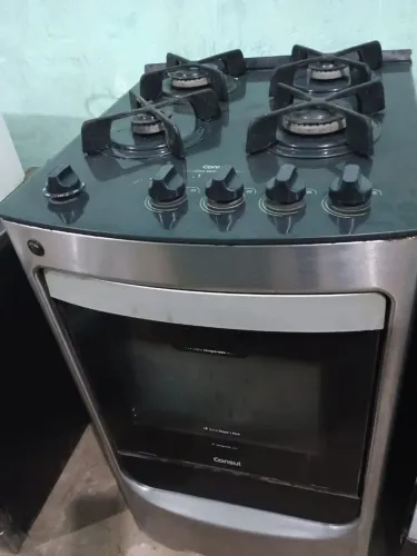 Fogao e forno micro-ondas 