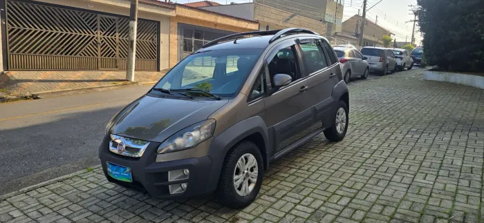 Fiat Idea Advent./ Adv.locker 1.8 MPI Flex 5P 2014
