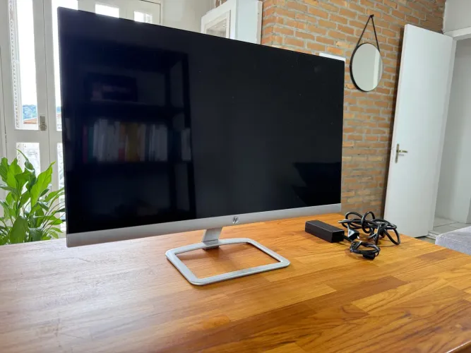 Monitor HP 27 Full HD IPS com 2 HDMI e Som Integrado