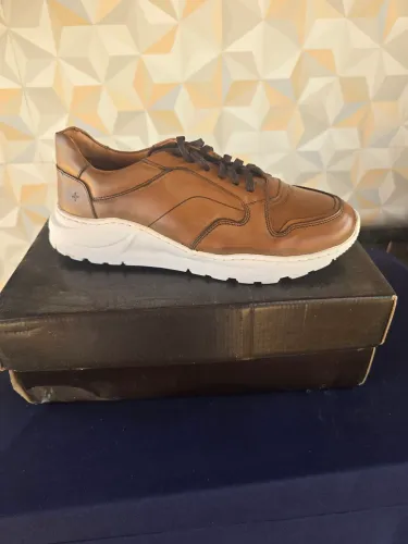 Tênis CNS Premium Napa Romana Whisky