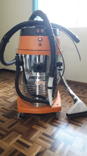 LIMPADORA Á EXTRAÇÃO