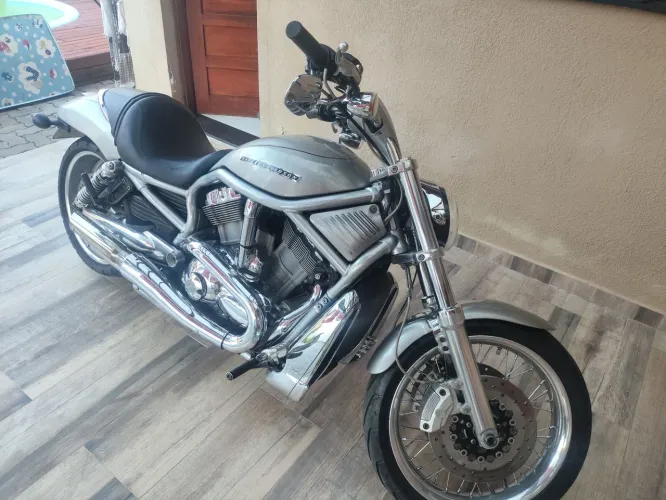 V rod 1250 VRs cawa