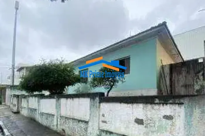 OPORTUNIDADE: Terreno Estratégico -19m de Frente Ideal para Construtores