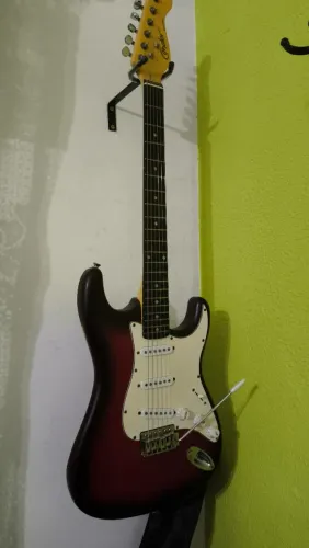 Guitarra Condor