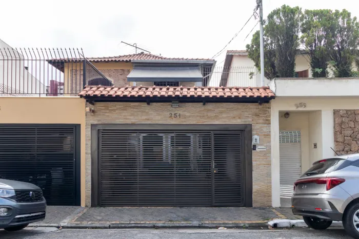 Casa para venda em Vila Prudente com 3 quartos, sendo 1 suíte, 357m²