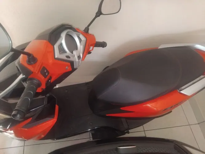 Honda elite Impecável praticamente zero