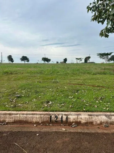 Terreno à venda, 840 m² por R$ 750.000 - Paranagi - Sertaneja/PR