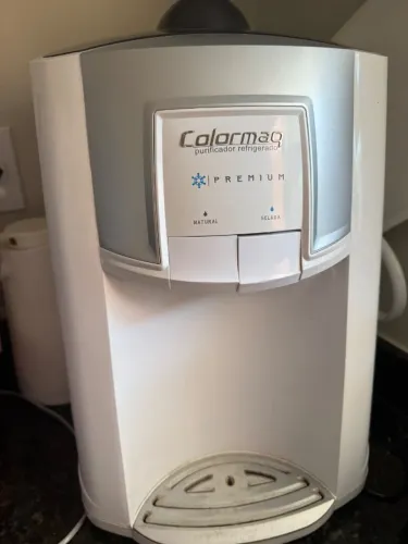 Purificador refrigerador Colormaq 